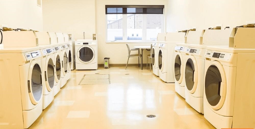 Dịch vụ giặt ủi quận 4 – Giao nhận nhanh chóng